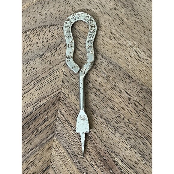 Vintage C.R. Nelson Creamery Sanitary Dairy Milk Cap Opener - Picture 1 of 6